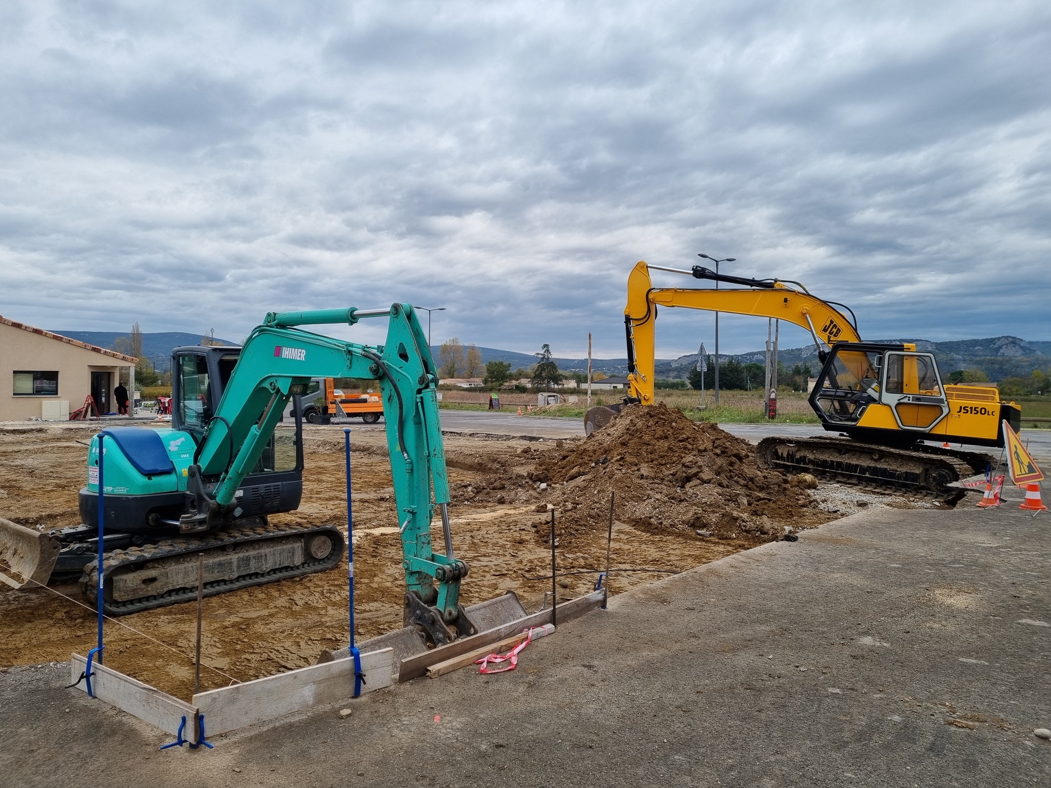 Terrassement, ouverture de fondations pour un batiment